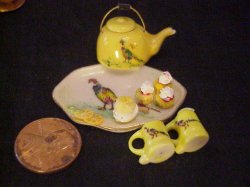 4pc porcelain pheasant design teapot & cups with pastry