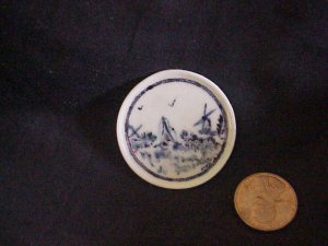 1 1/2" porcelain blue delft platter hand painted 10