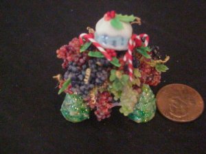 Christmas Tree table decoration grapes & cottage