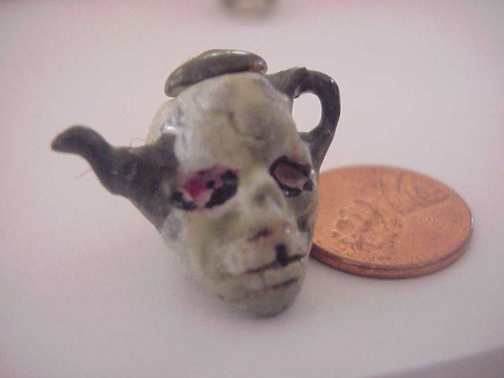 Porcelain skull teapot - Click Image to Close